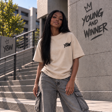 Tshirt Young & Winner 2026 beige
